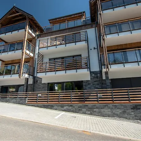 Invest Centrum Park 14 斯克拉斯卡波伦巴