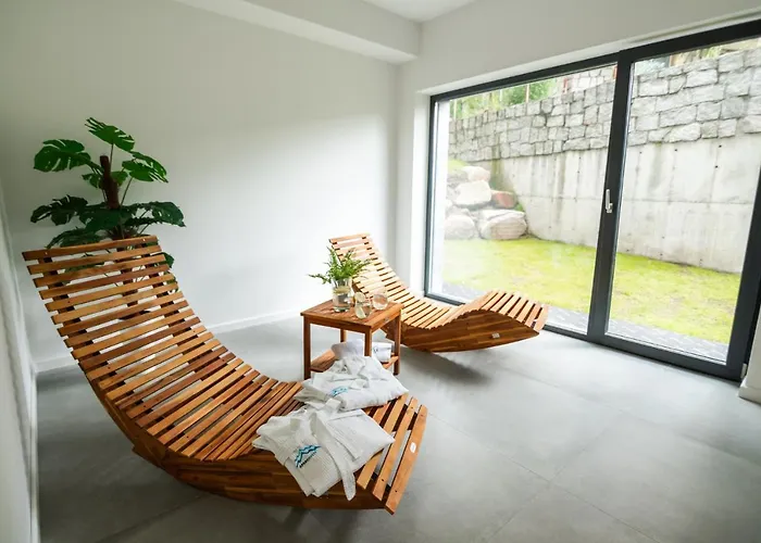 Invest Centrum Park 14 斯克拉斯卡波伦巴