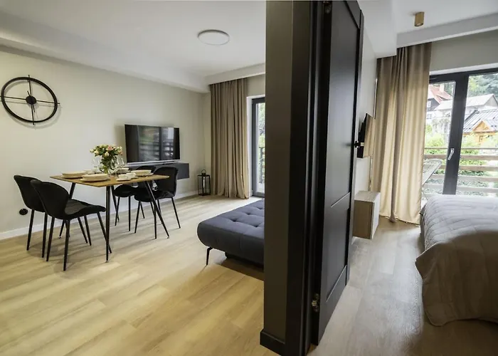 公寓 Invest Centrum Park 14 斯克拉斯卡波伦巴